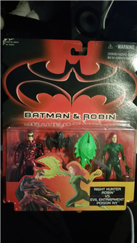 NIGHTHUNTER ROBIN VS. EVIL ENTRAPMENT POISON IVY   (Batman & Robin Two-Packs, Kenner, 1997 - 1998) 