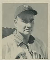 1948 Bowman Baseball Card # 9 Walker Cooper