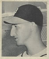 1948 Bowman Baseball Card # 18 Warren Spahn