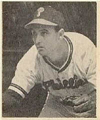 1948 Bowman Baseball Card # 24 Emil (Dutch) Leonard