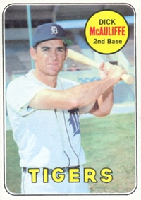 1969 Topps Baseball  Card #305  Dick McAuliffe