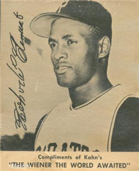 1958 Kahn's Wieners Baseball Card  #5  Roberto Clemente  (Hall of Fame)