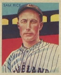 (R327)  1934-36 National Chicle Diamond Stars Baseball Card  #32  Sam Rice  (Hall of Fame)