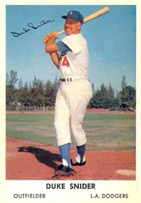 1962 Bell Brand Dodgers Baseball Card  #4  Duke Snider  (Hall of Fame)