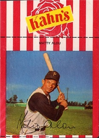 1967 Kahn's Wieners  Baseball Card   Matty Alou (red and white striped border)