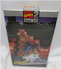 MARVEL COMICS Spiderman Glue Together Model Kit  (Toy Biz 48658, 1996)