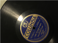 JUDY GARLAND    Love    (Decca  23688,  1946) 78 RPM Pop Record
