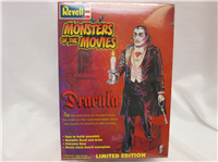 DRACULA Plastic Model Kit (Monsters of the Movies, Revell 85-3634, 1999)