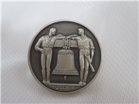Two Centuries of Liberty Peace Progress 1776 - 1976 Commemorative Medal (Longines Symphonette Society, 1976)