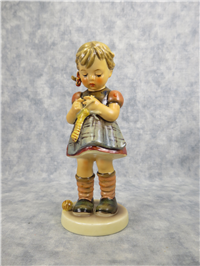 STITCH IN TIME 6-1/2 inch Figurine   (Hummel 255, TMK 5)
