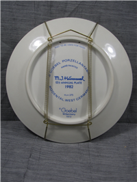 1982 UMBRELLA GIRL 12th Annual 7-1/2 inch Plate  (Hummel 275, TMK 6)