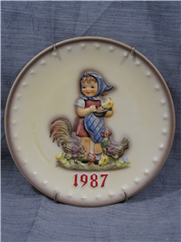 1987 FEEDING TIME 17th Annual 7-1/2 inch Plate  (Hummel 283, TMK 6)