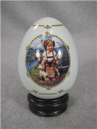 M. I. Hummel LITTLE GOATHERDER 3-1/2 inch Porcelain Egg  (Danbury Mint, 1994)