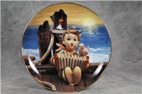 Hummel LET'S SING Limited Edition 8-1/8" Plate 23kt Gold Trim (Danbury Mint)
