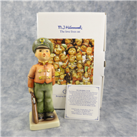 SOLDIER BOY 5-7/8 inch Figurine  (Hummel 332, TMK 6)