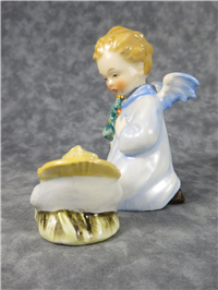 ANGEL & BABY JESUS 3-3/4 inch Nativity Figurine  (Goebel HX 262, TMK 3)