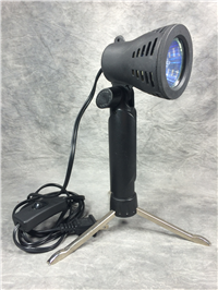 Adjustable Plug-in 9" Spotlight with Built-in 3-Prong Stand