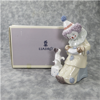 PIERROT WITH CONCERTINA 5-3/4 inch Porcelain Figurine  (Lladro, #5279)