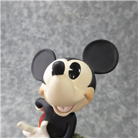 Disney Showcase 70 Years with MICKEY MOUSE 9 inch Figurine   (Giuseppe Armani, 0324C, 1997)