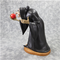 WITCH Take the Apple, Dearie 6-3/4 inch Disney Figurine (WDCC, 11K-41084-0, 1995-1996)