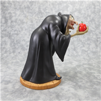 WITCH Take the Apple, Dearie 6-3/4 inch Disney Figurine (WDCC, 11K-41084-0, 1995-1996)