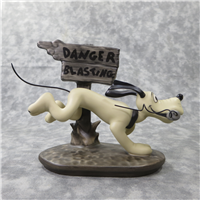 PLUTO Dynamite Dog 4-1/2 inch Disney Figurine (WDCC, 11K-41022-0, 1992-1997)