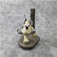 PLUTO Dynamite Dog 4-1/2 inch Disney Figurine (WDCC, 11K-41022-0, 1992-1997)