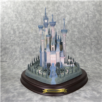 ENCHANTED PLACES A Castle for Cinderella 10-1/2 inch Disney Sculpture (WDCC, 11K-41210-0, 1996-1998)