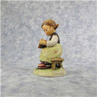 BUSY STUDENT 4-1/4 inch Figurine  (Hummel 367, TMK 5)