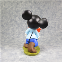 MICKEY MOUSE Presents for My Pals 5-1/2 inch Disney Figurine (WDCC, 11K-41086-0, 1995)