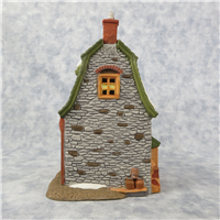 Dickens' Village/Heritage Collection WHITE HORSE BAKERY 6-1/2 inch Porcelain Building (Dept. 56, #5926-9)