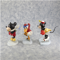 ON ICE Figurine, Base & Title Scroll Disney Grouping (WDCC, 1997-2000)
