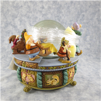 SNOW WHITE AND THE SEVEN DWARFS 7 inch Musical Snowglobe with Motion (Disney Store)