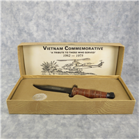 Vietnam TAYLOR 1962-1975 Commemorative "Tribute To Those Who Served" Army Fighting Knife & Medal Set