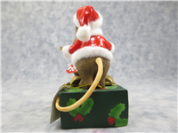 MERRY KISS-MAS 4-3/8 inch Christmas Mouse Figurine (Charming Tails, Hamilton Collection, 2007)
