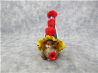 CHEERS 4-1/4 inch Clown Mouse in Hat Figurine (Charming Tails, Fitz & Floyd, 85/192, 2005)