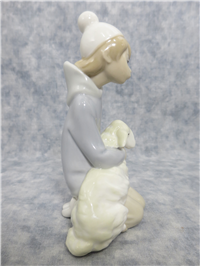 SHEPHERD WITH LAMB 5-3/4 inch Porcelain Figurine  (Lladro, #4676, 1970)