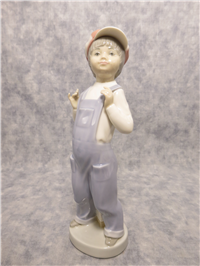 BOY FROM MADRID 8-1/2 inch Porcelain Figurine  (Lladro, #4898, 1972)