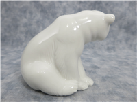 SEATED POLAR BEAR  3-1/4 inch Porcelain Figurine  (Lladro, #1209, 1972)
