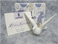 LANDING DOVE 3-1/2 inch Porcelain Figurine Ornament (Lladro, #6266)
