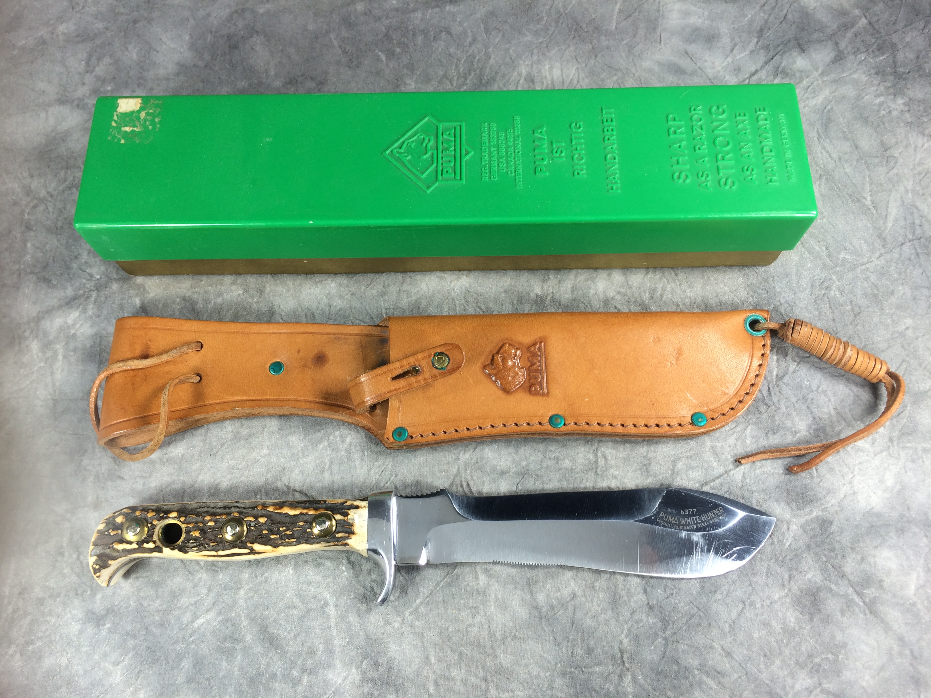 Value of PUMA WHITE HUNTER 6377 Stag Fixed Blade Knife with Sheath ...