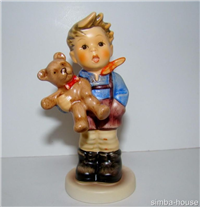 CHRISTMAS GIFT Figurine   (Hummel 2074)