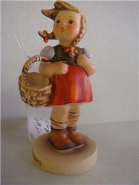 LITTLE SHOPPER Figurine   (Hummel 96)