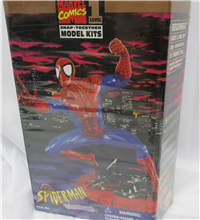 MARVEL COMICS Spiderman Snap Together Model Kit  (Toy Biz 48651, 1996)